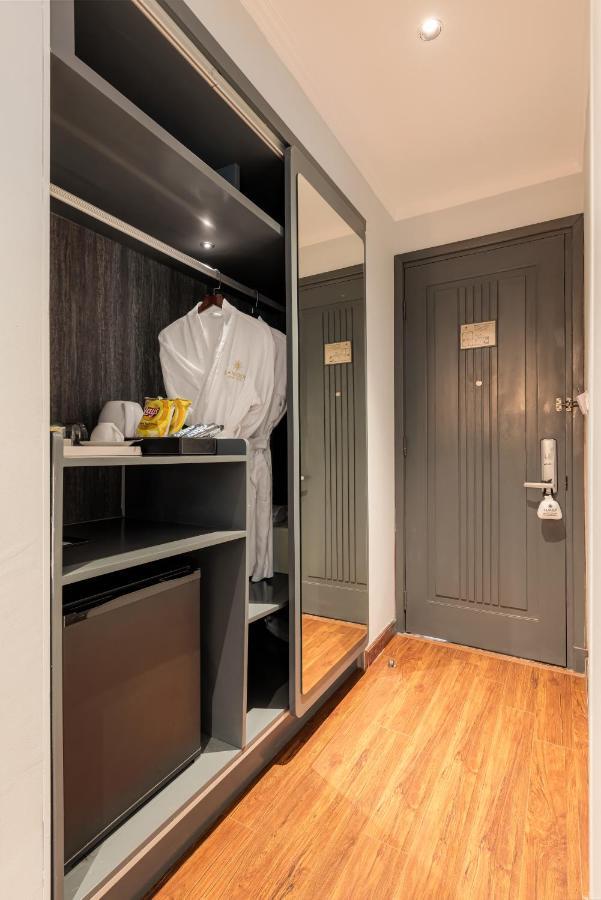 Superior Double or Twin Room (No Window)