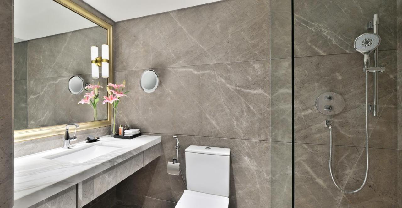 Taj Club Suite 