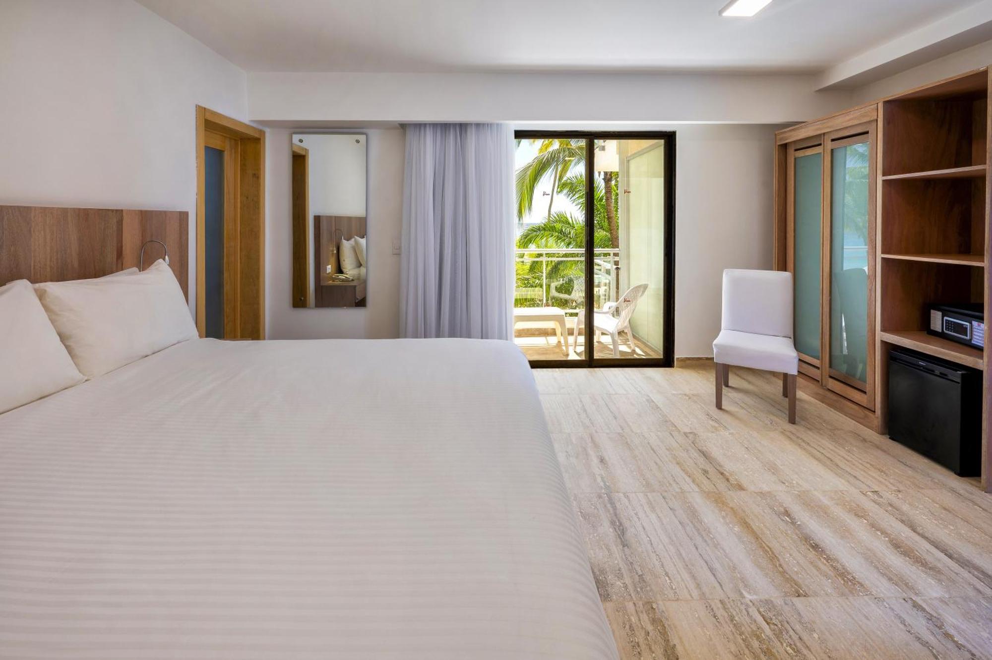 Superior King Room Ocean View Non-Smoking