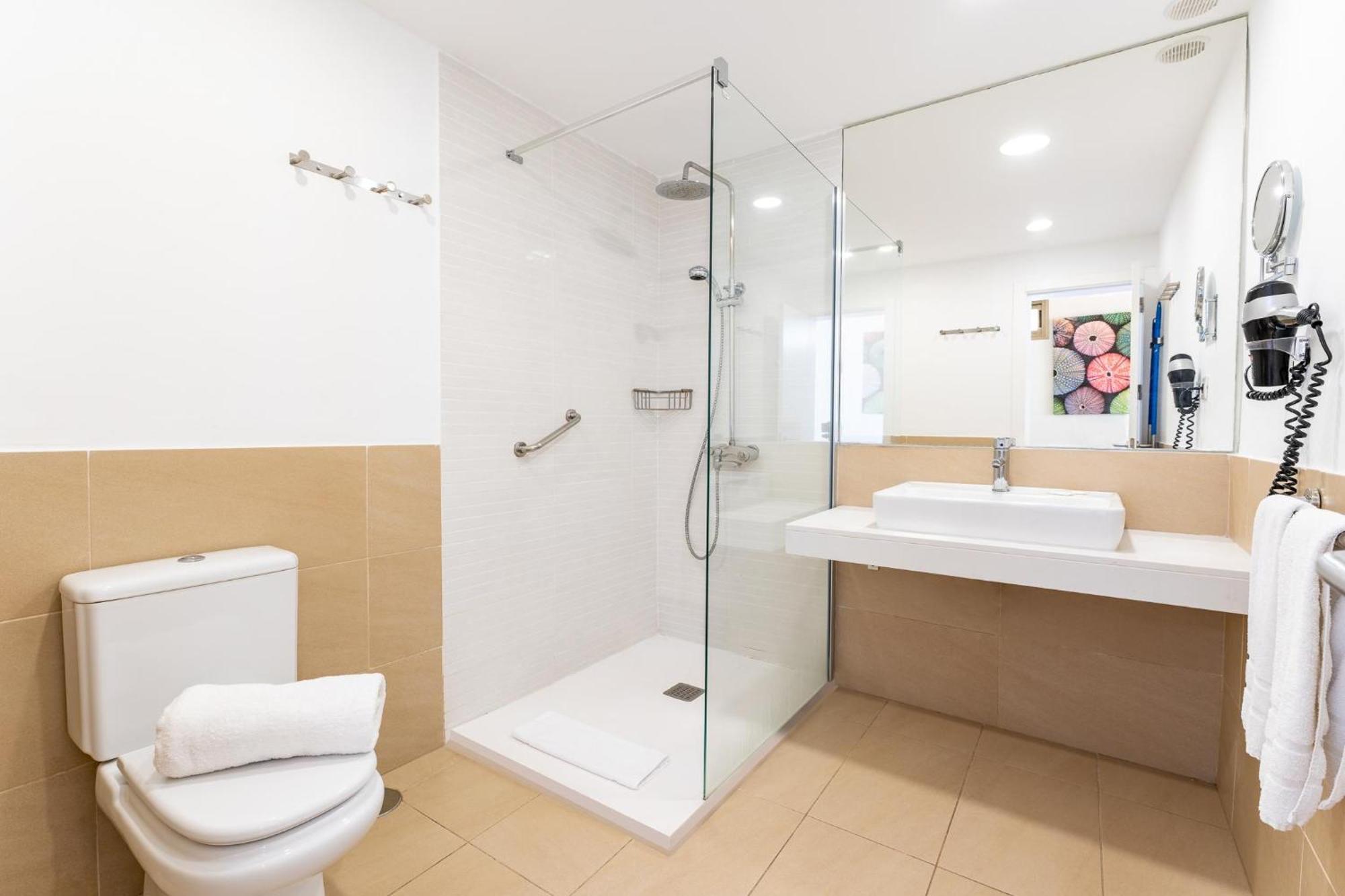 Premium One Bedroom Apartment High Floor with Sea View