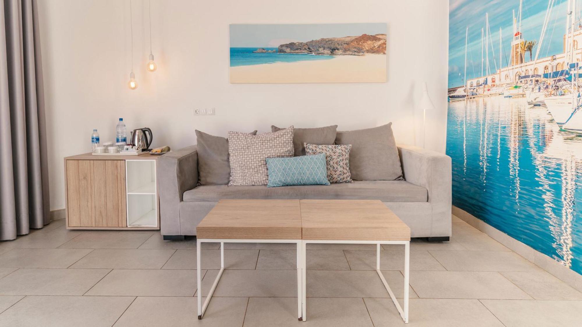 One Bedroom Suite Partial Sea View