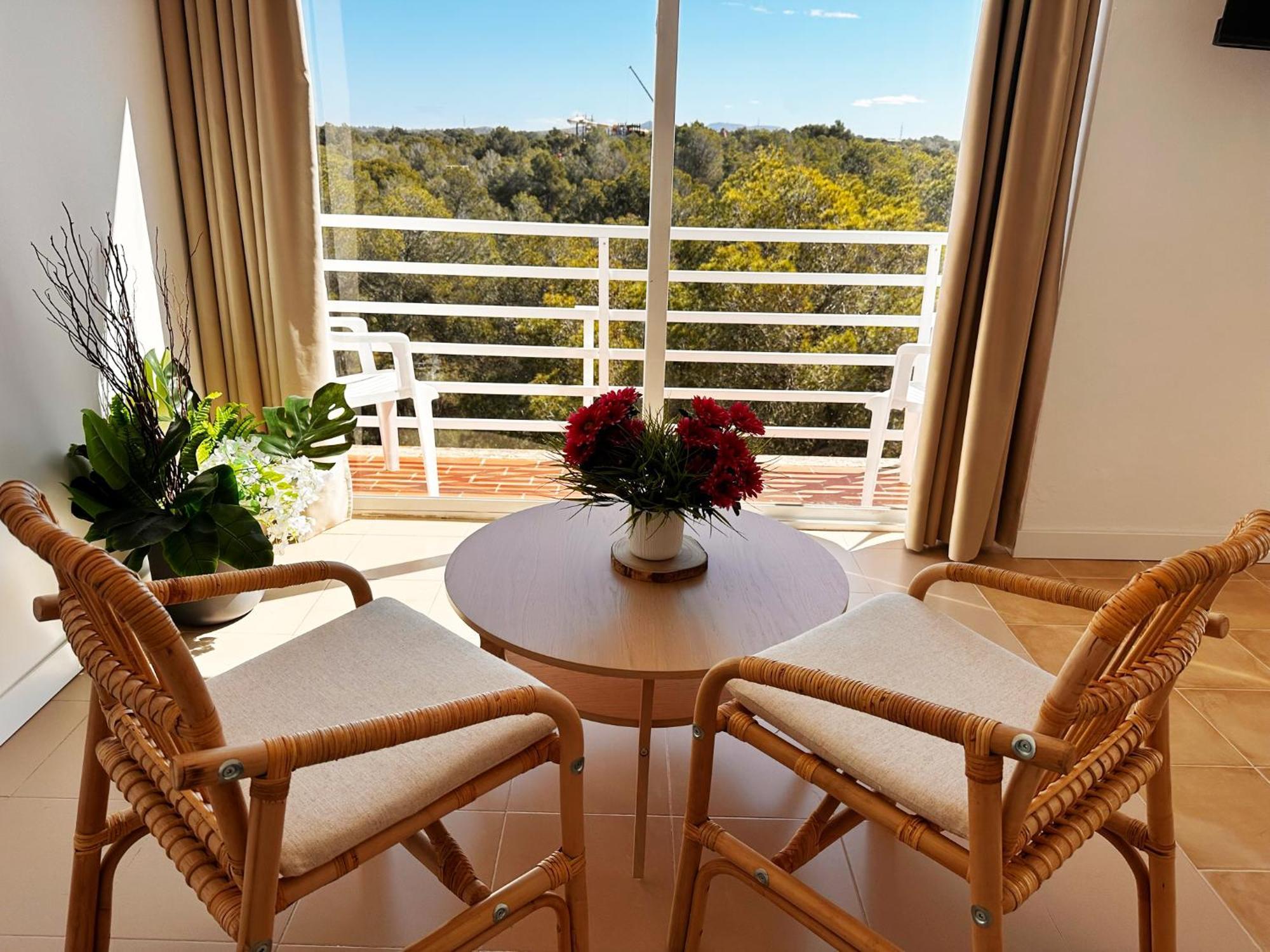 Junior Suite Garden View