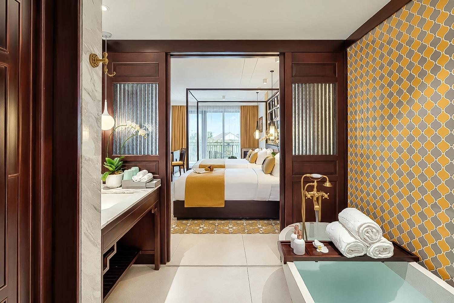 Little Suite
