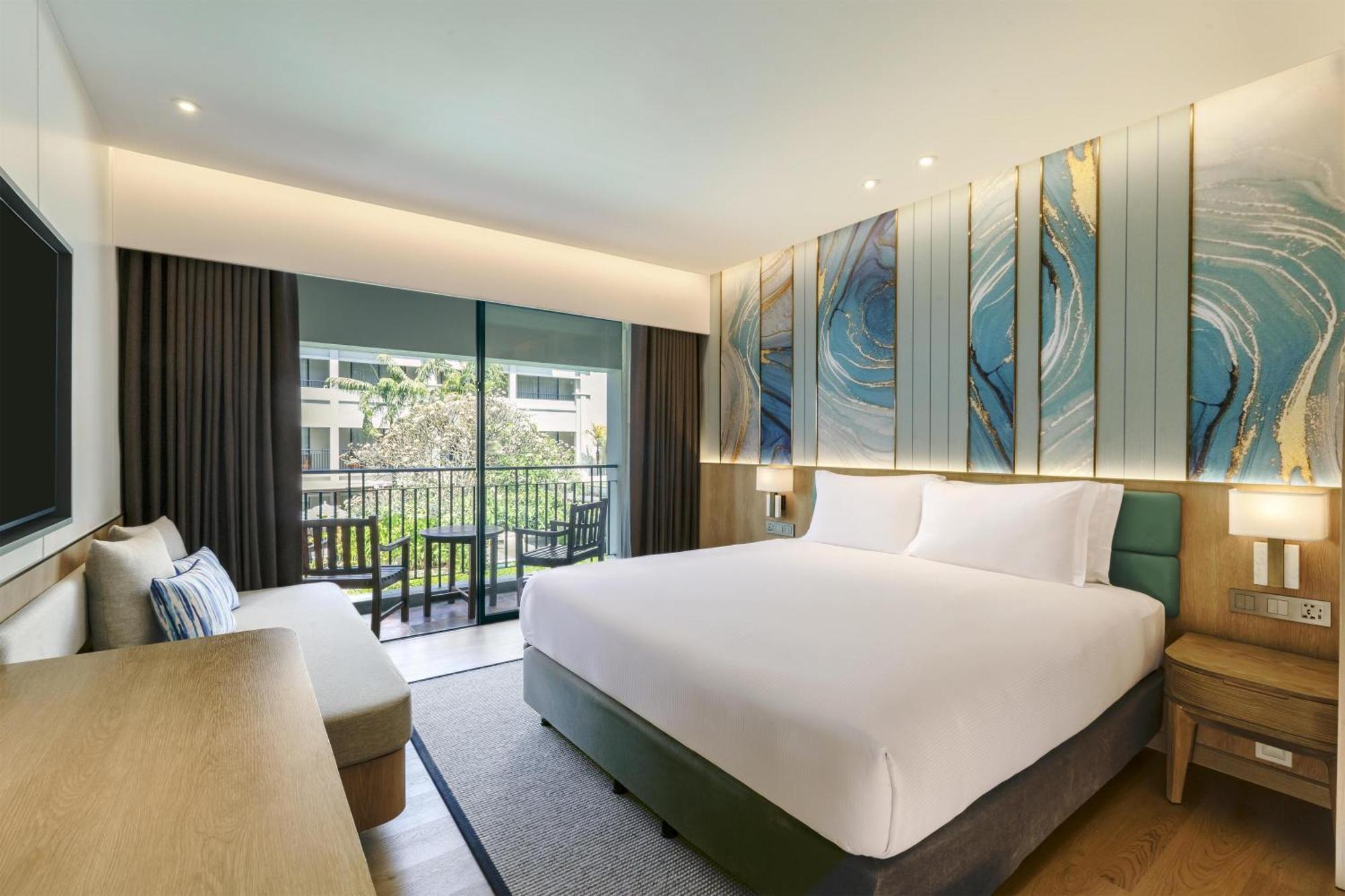 Deluxe King Room Balcony