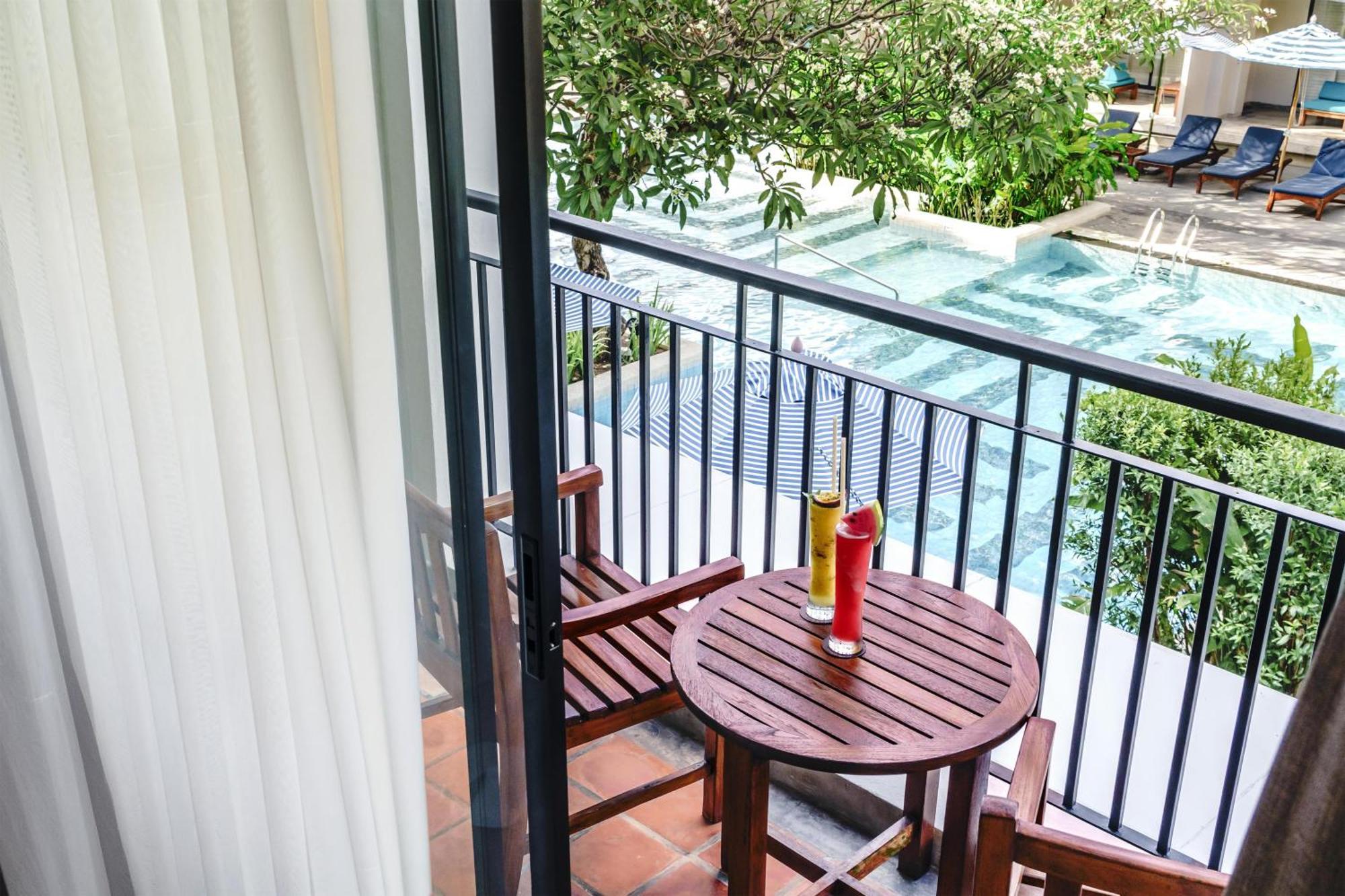 Deluxe King Room Balcony