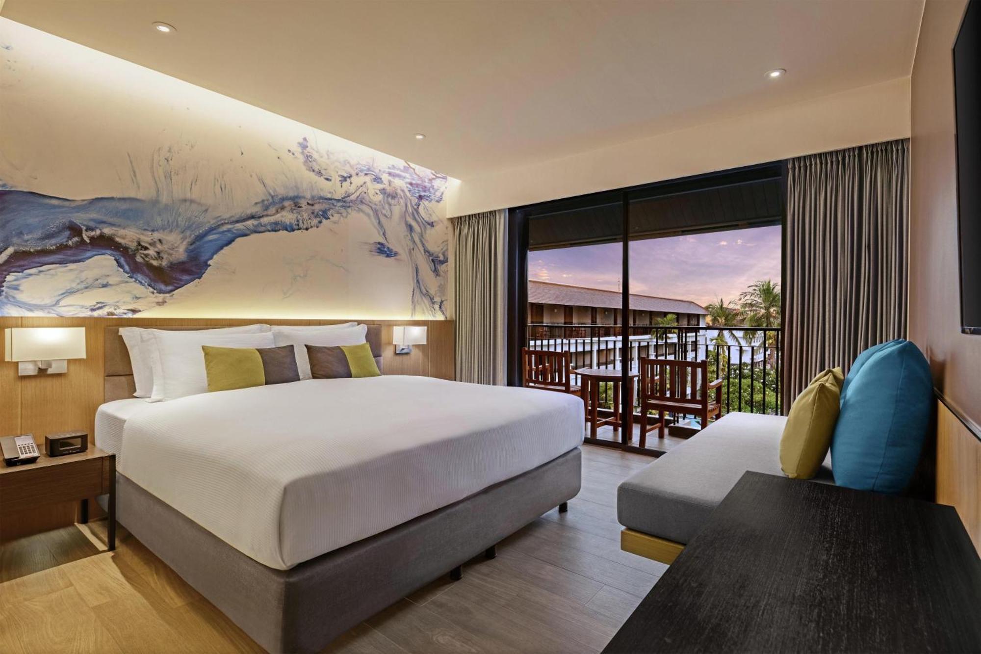 Deluxe King Room Balcony