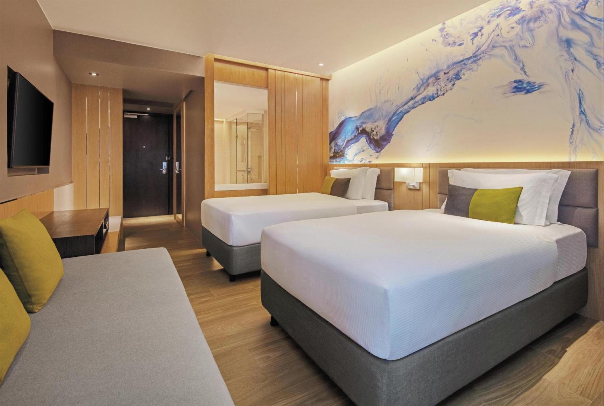Deluxe Twin Room Balcony