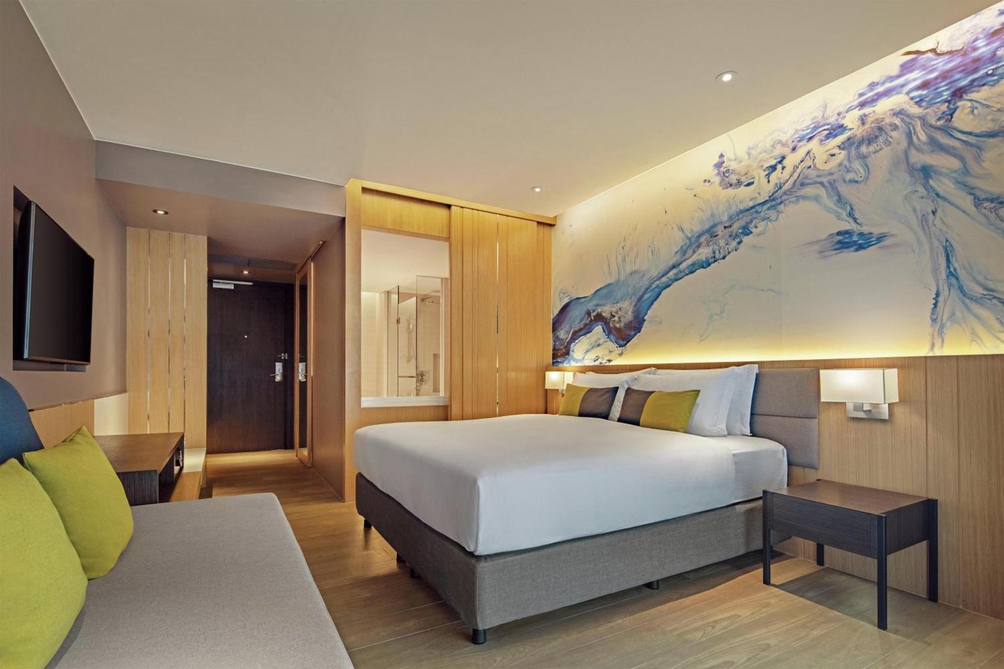 Deluxe King Room Balcony