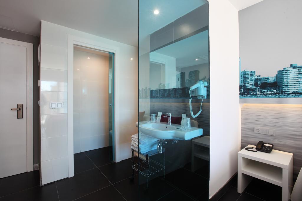 Triple Room Pool View