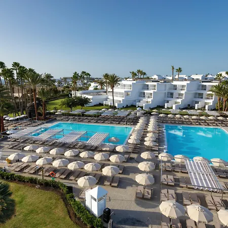 Hotel Riu Paraiso Lanzarote-2