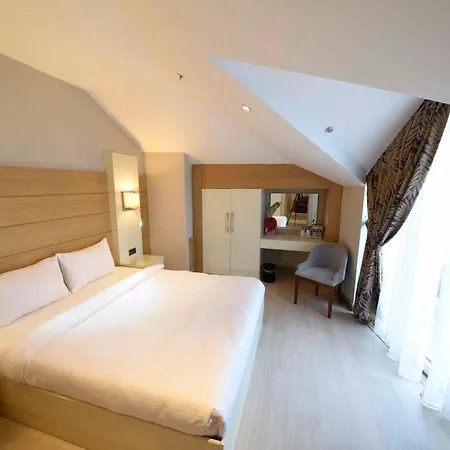Le Mirage Hotel-3