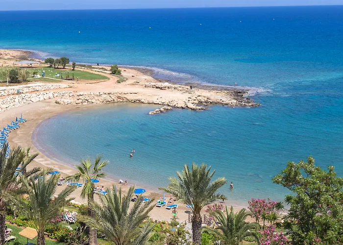 Family Hotel: Crystal Springs Beach Hotel