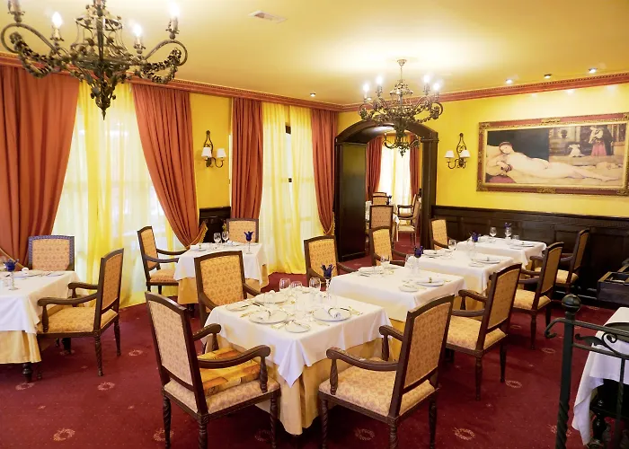  Europe Villa Cortes Gl
