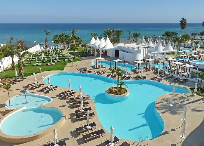 Boutique hotel only: Sunrise Pearl Hotel & Spa