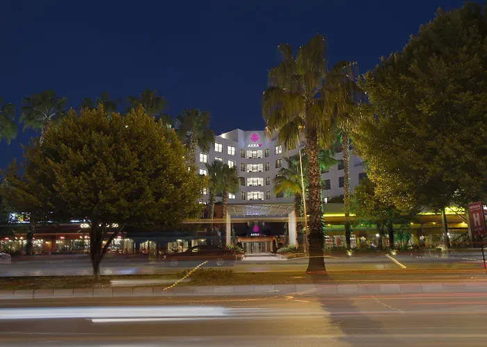 In Luxury hotels Akra V - Access To Akra Antalya
