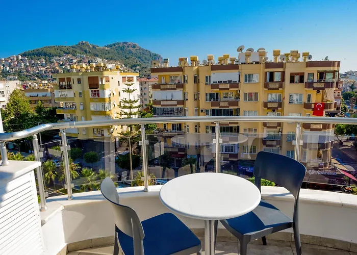 Hotel mit Pool: Ramira Joy Hotel