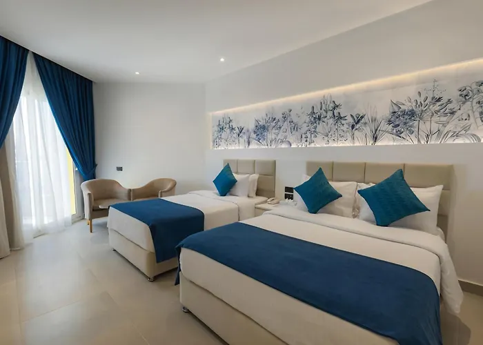 Palm Beach Resort Families And Couples Only