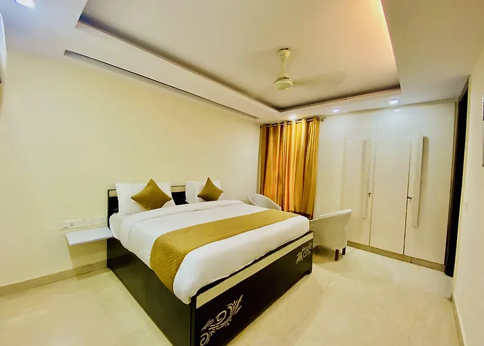 Hotel Castle Blue New Delhi Near Igi Airport